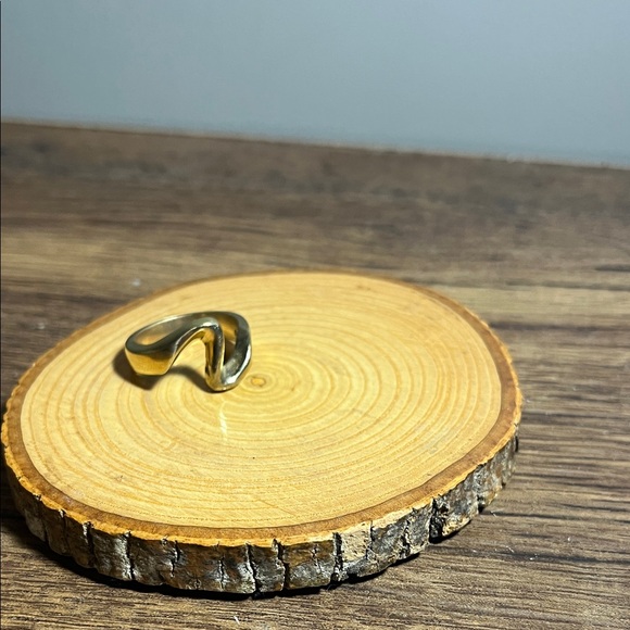 Gold Wave Ring size 10.25